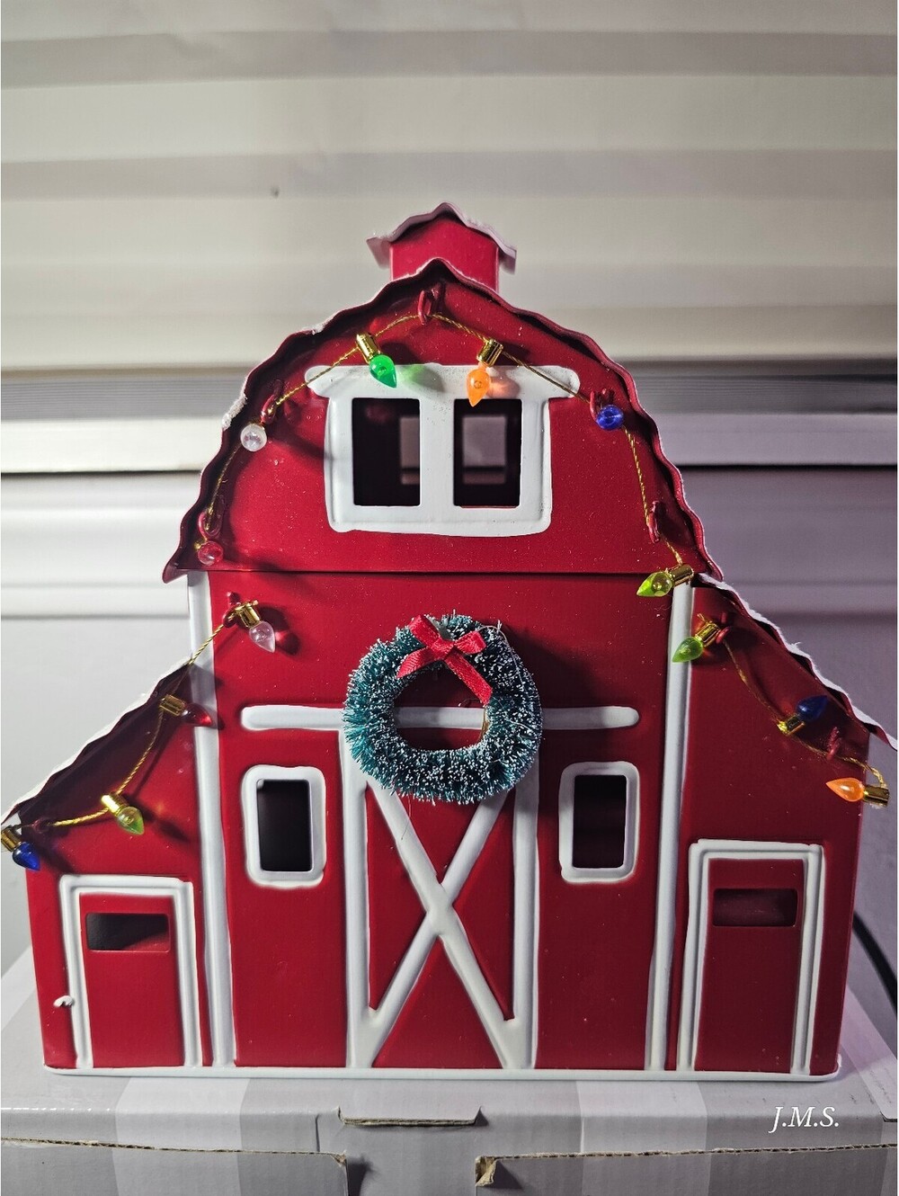 Scentsy Country Christmas Barn